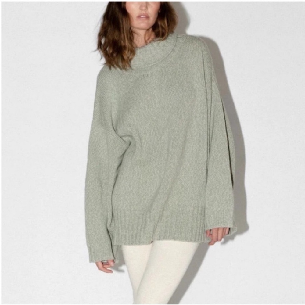 James Street Co. Green Turtleneck Sweater